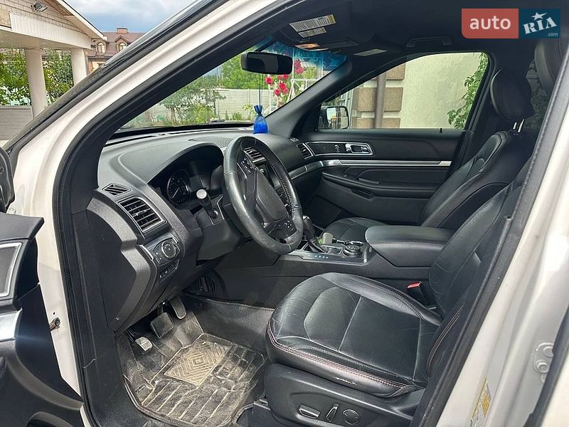 Внедорожник / Кроссовер Ford Explorer 2018 в Киеве