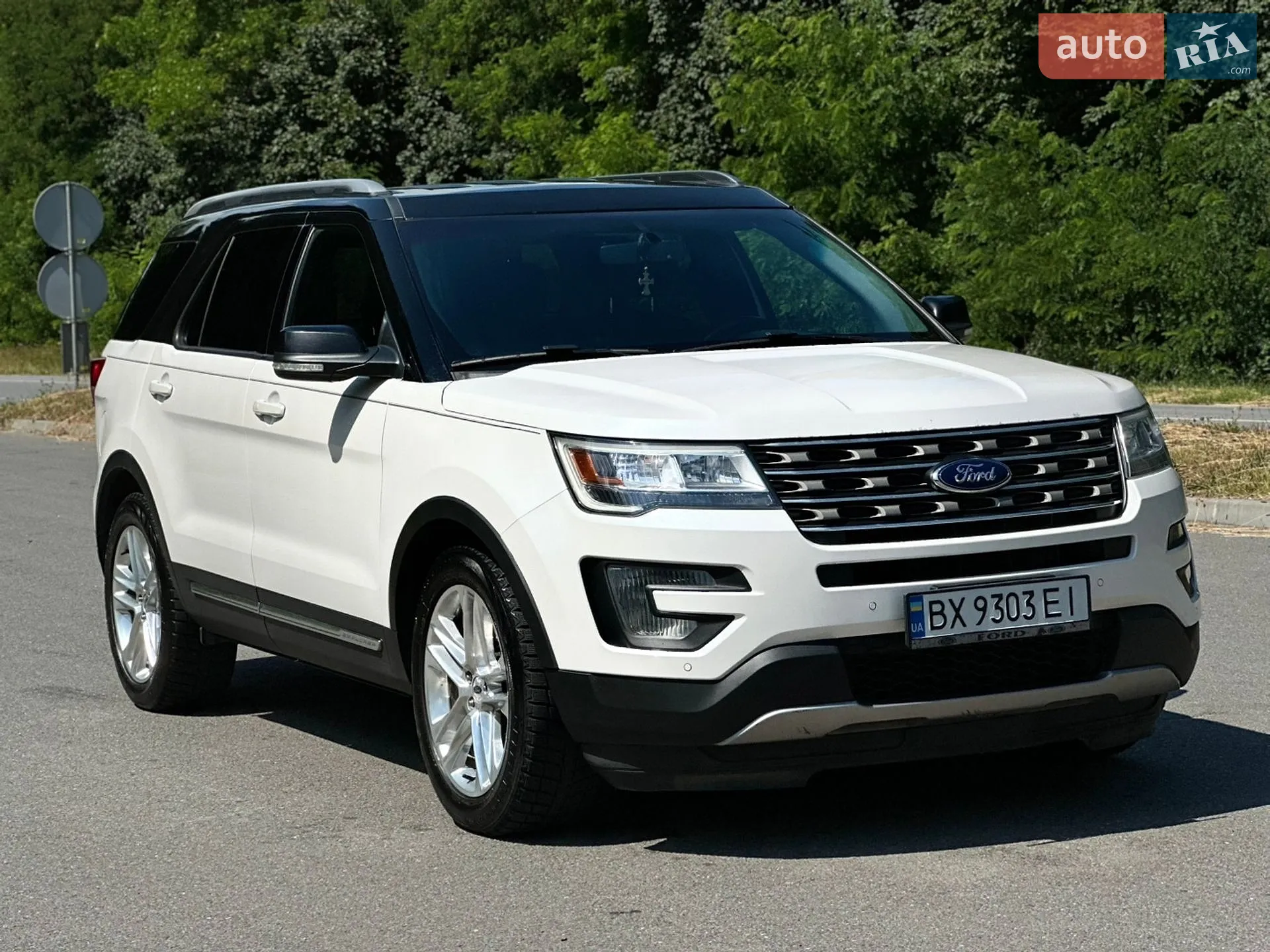 2017 Ford Explorer - мініатюра 2
