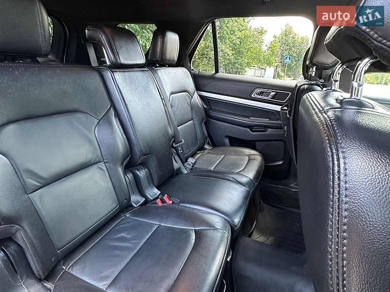 Внедорожник / Кроссовер Ford Explorer 2017 в Красилове