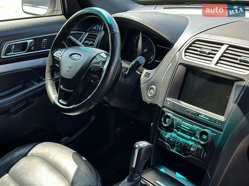 Внедорожник / Кроссовер Ford Explorer 2017 в Красилове