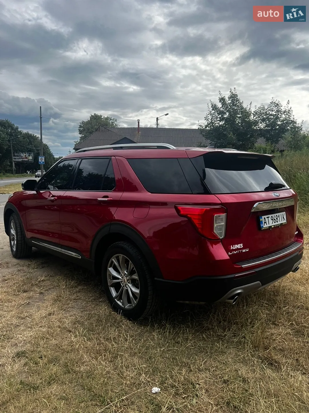 2021 Ford Explorer - мініатюра 8