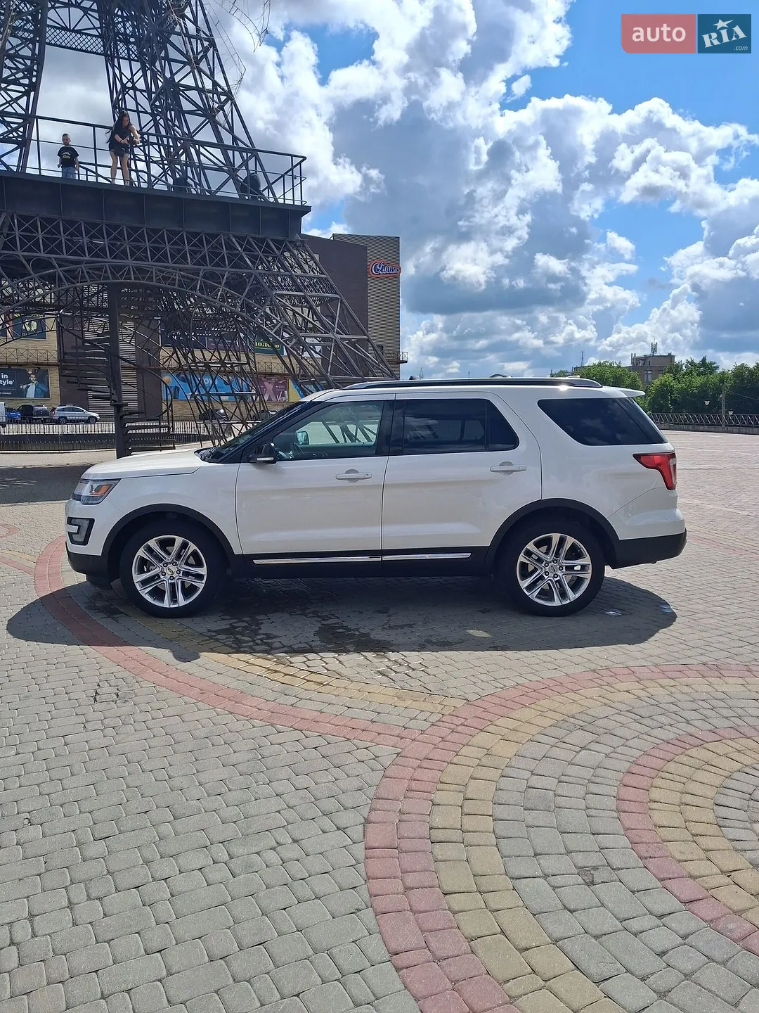 2017 Ford Explorer - мініатюра 5