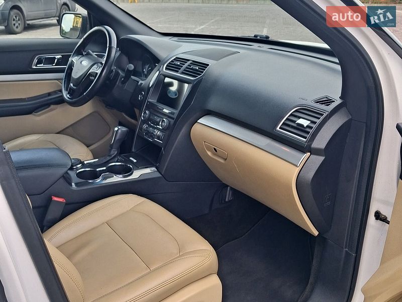 Внедорожник / Кроссовер Ford Explorer 2017 в Харькове