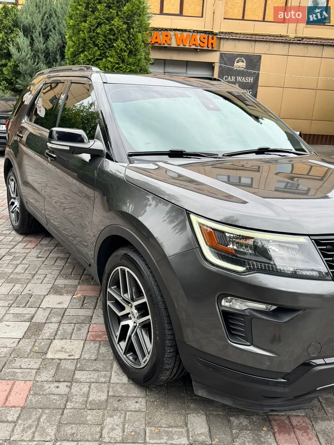 2018 Ford Explorer - мініатюра 3