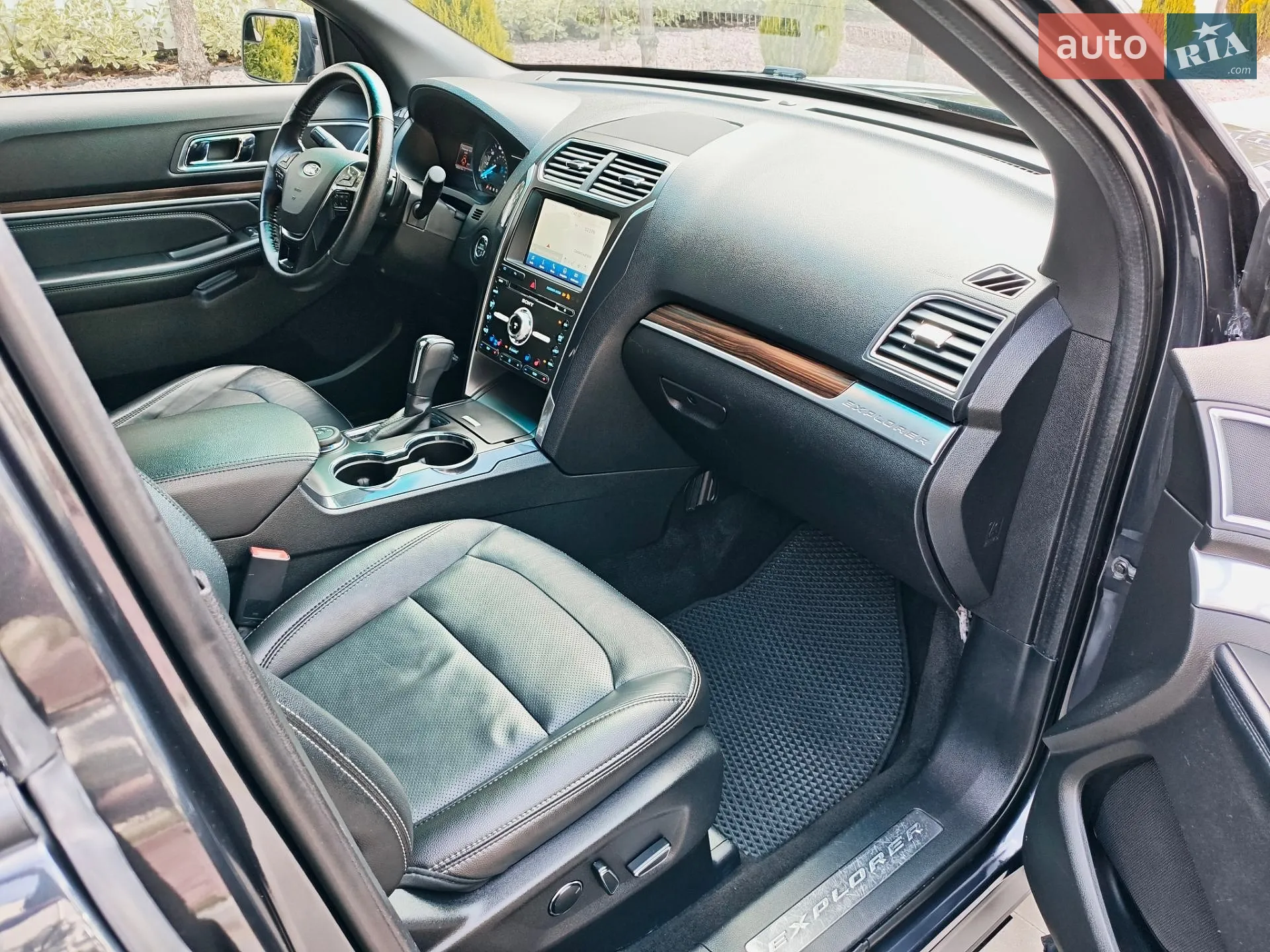 2017 Ford Explorer - мініатюра 28