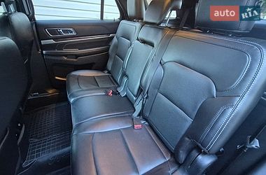 Позашляховик / Кросовер Ford Explorer 2018 в Чечельнику