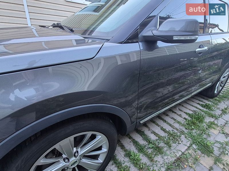 Позашляховик / Кросовер Ford Explorer 2018 в Чечельнику