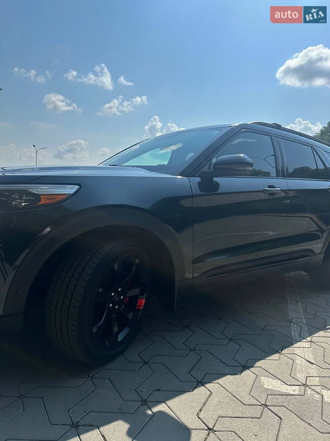 2022 Ford Explorer - мініатюра 2