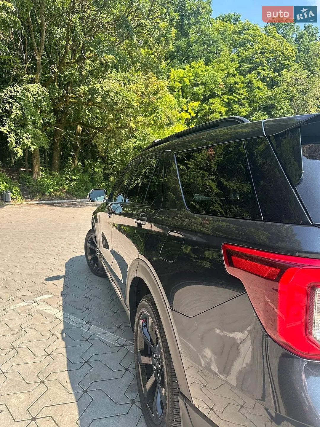 2022 Ford Explorer - мініатюра 9