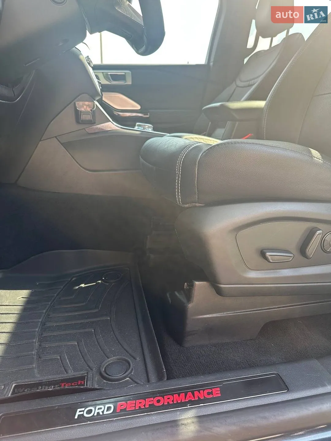 2022 Ford Explorer - мініатюра 14