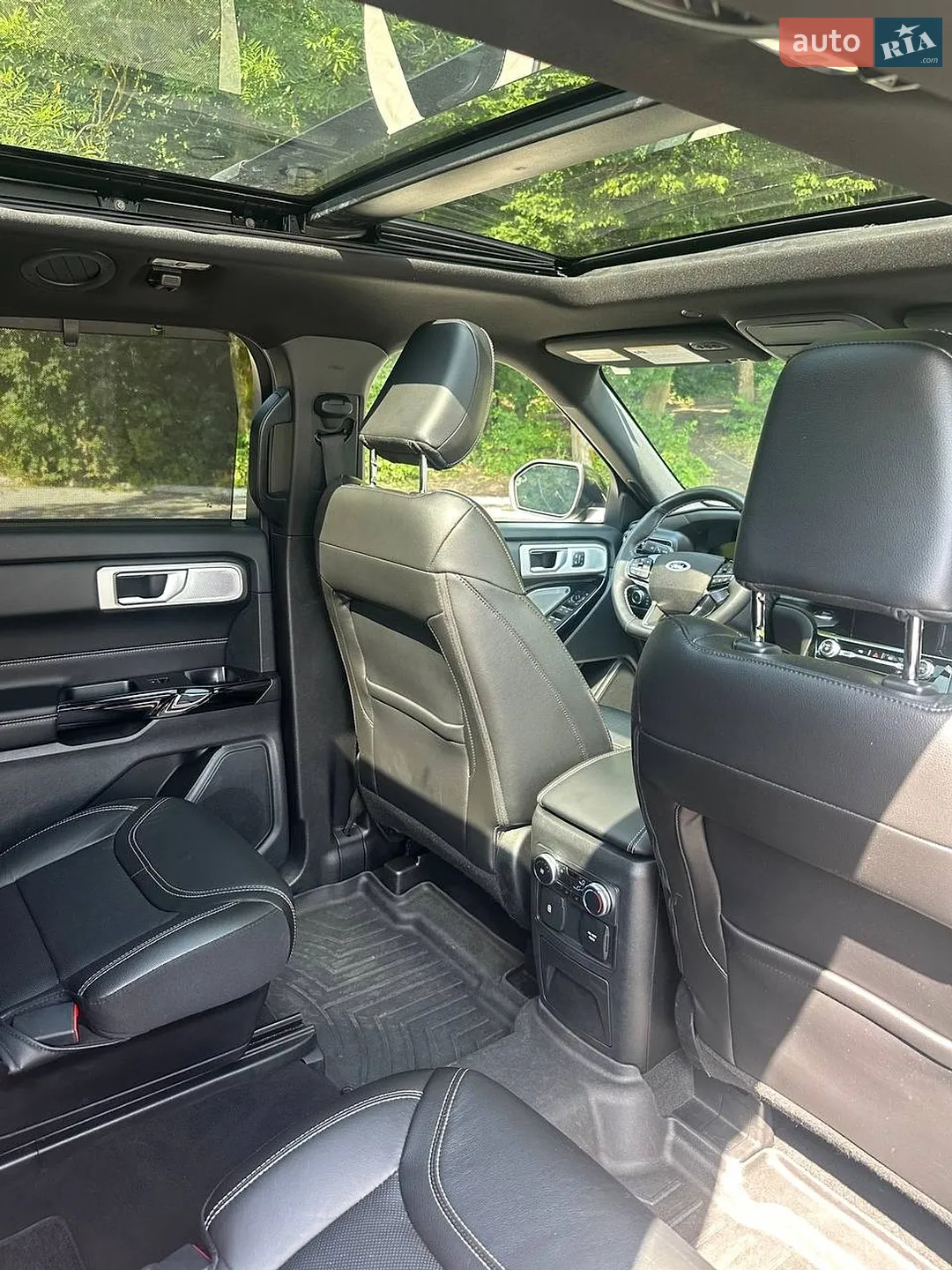 2022 Ford Explorer - мініатюра 19