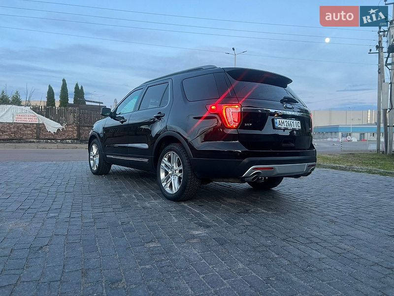 Внедорожник / Кроссовер Ford Explorer 2016 в Житомире