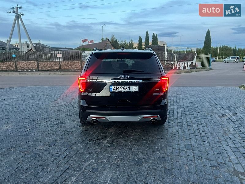 Внедорожник / Кроссовер Ford Explorer 2016 в Житомире