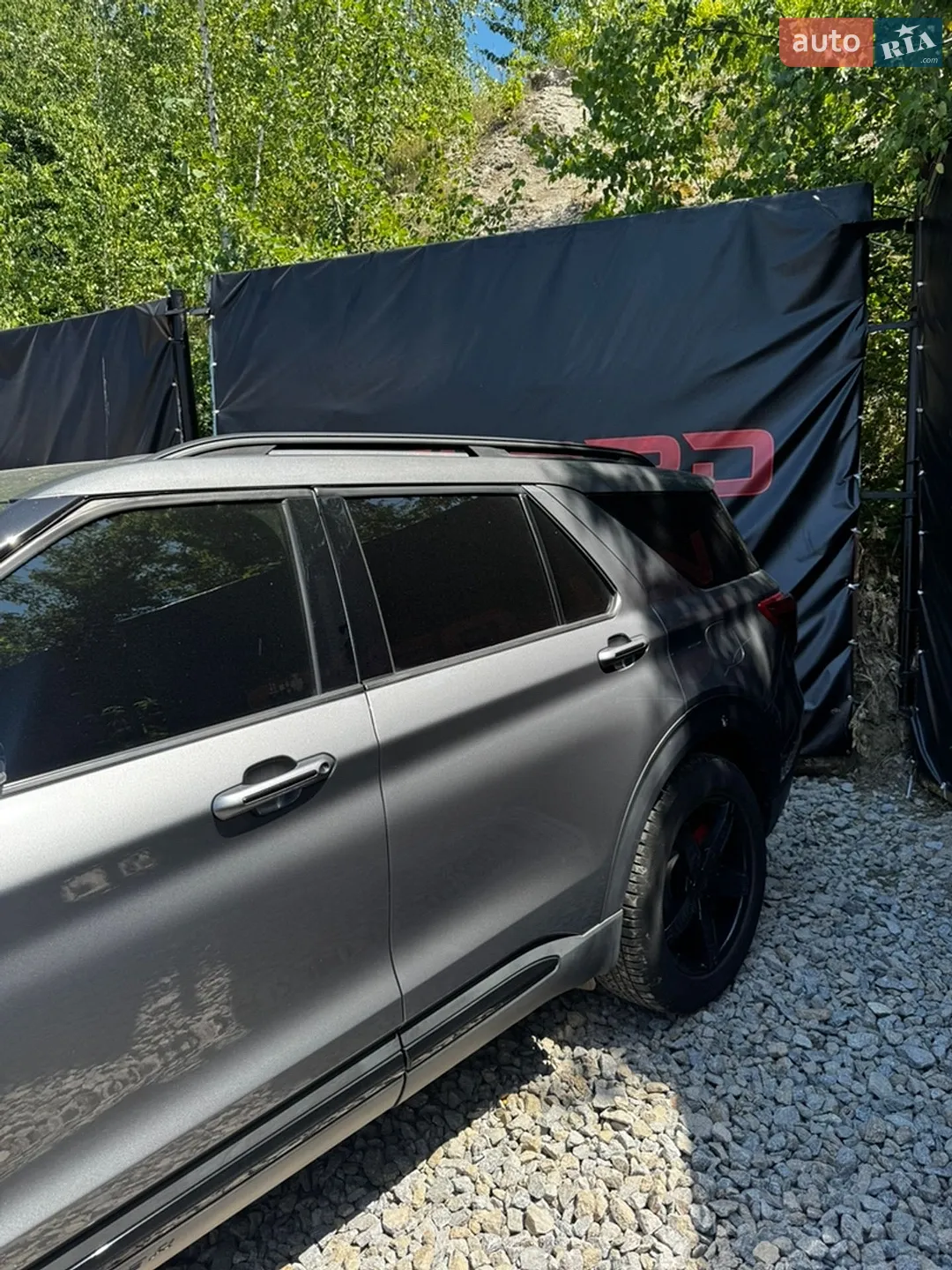2020 Ford Explorer - мініатюра 3