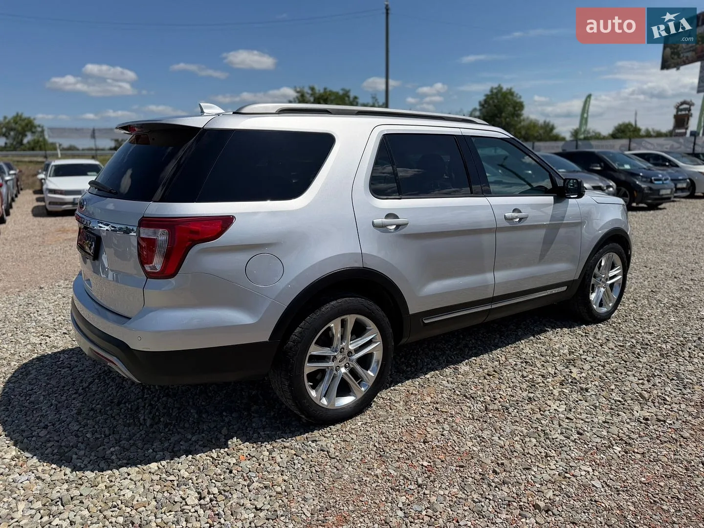 2016 Ford Explorer - мініатюра 16