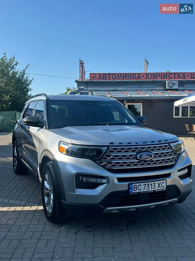 2020 Ford Explorer - мініатюра 2