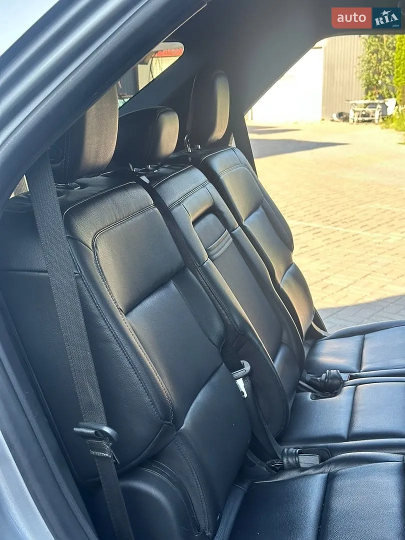 2020 Ford Explorer - мініатюра 24