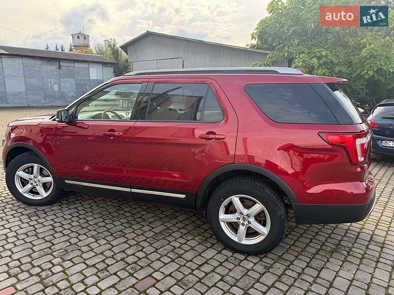 Позашляховик / Кросовер Ford Explorer 2015 в Львові