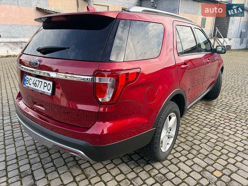 Позашляховик / Кросовер Ford Explorer 2015 в Львові