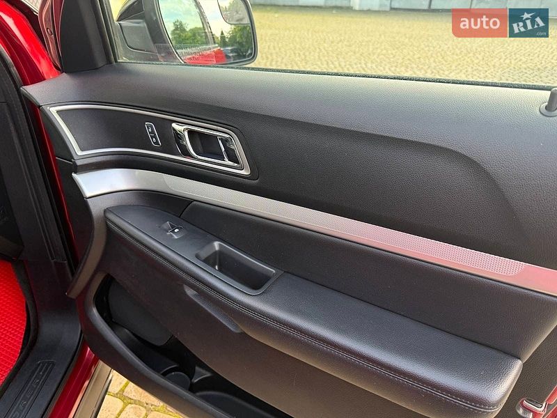Позашляховик / Кросовер Ford Explorer 2015 в Львові