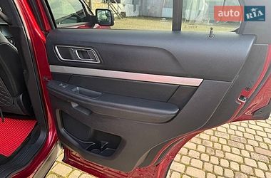 Позашляховик / Кросовер Ford Explorer 2015 в Львові