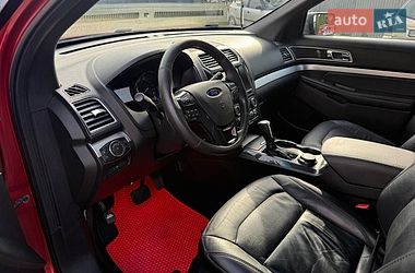 Позашляховик / Кросовер Ford Explorer 2015 в Львові