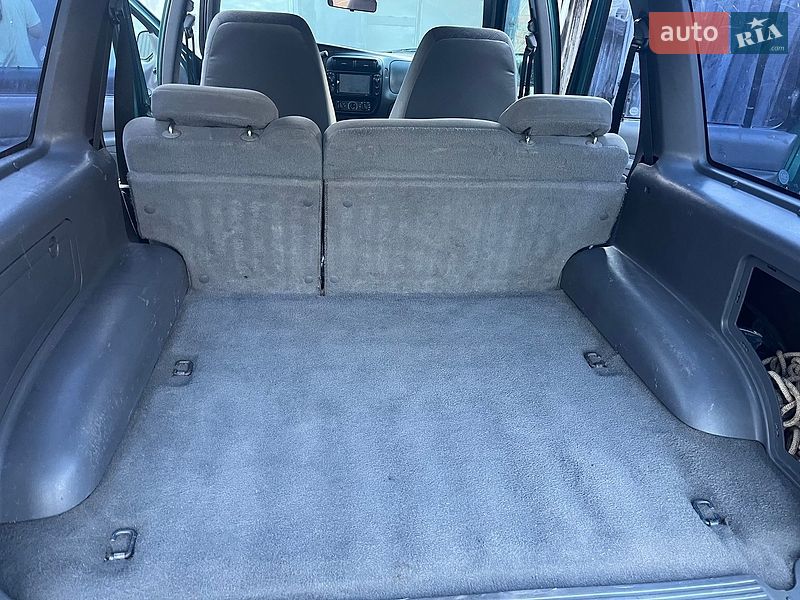 Позашляховик / Кросовер Ford Explorer 2000 в Києві