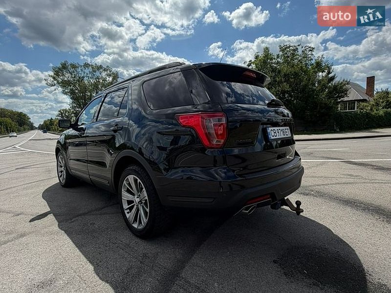 Внедорожник / Кроссовер Ford Explorer 2017 в Чернигове