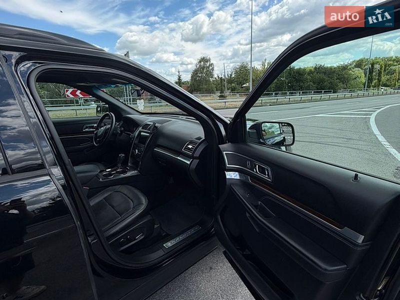 Внедорожник / Кроссовер Ford Explorer 2017 в Чернигове