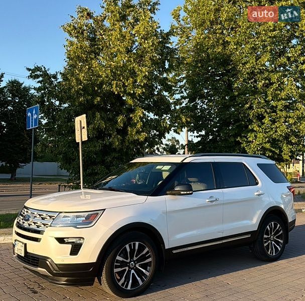 Внедорожник / Кроссовер Ford Explorer 2018 в Ивано-Франковске