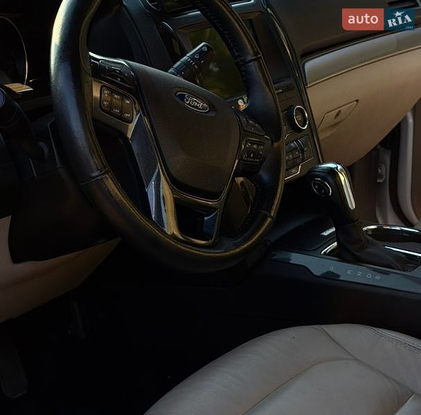 Внедорожник / Кроссовер Ford Explorer 2018 в Ивано-Франковске