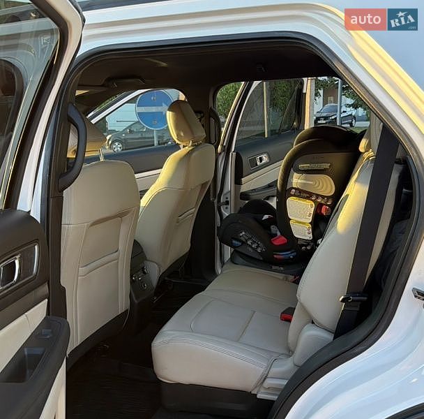 Внедорожник / Кроссовер Ford Explorer 2018 в Ивано-Франковске