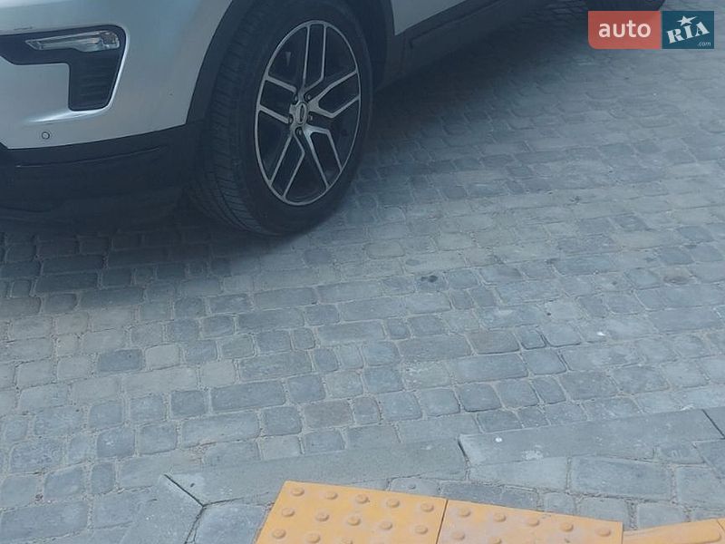 Внедорожник / Кроссовер Ford Explorer 2019 в Львове