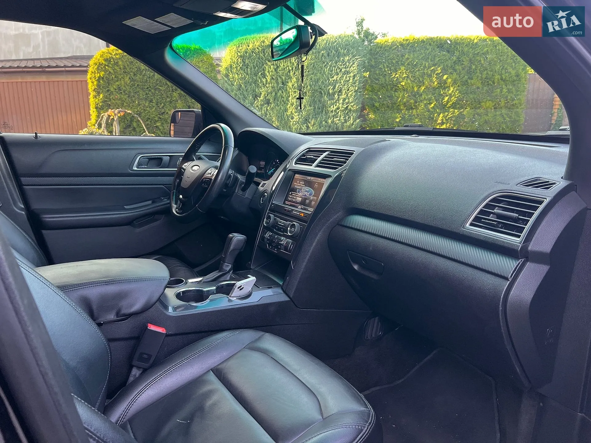 2016 Ford Explorer - мініатюра 17