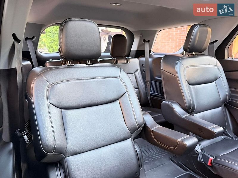 Внедорожник / Кроссовер Ford Explorer 2020 в Львове