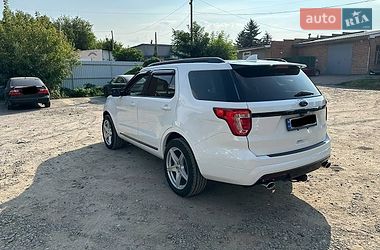 Позашляховик / Кросовер Ford Explorer 2015 в Вінниці