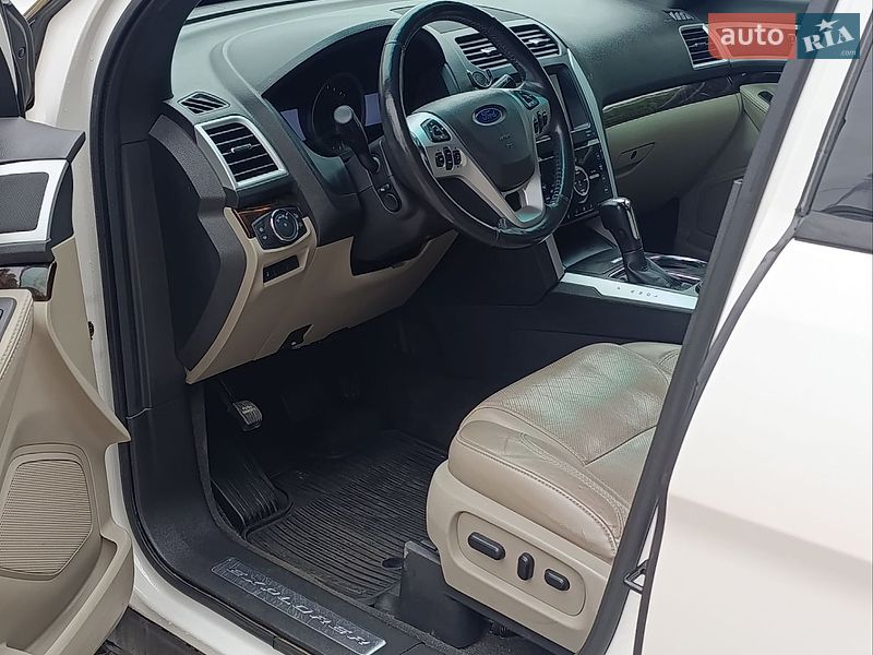 Внедорожник / Кроссовер Ford Explorer 2012 в Белой Церкви