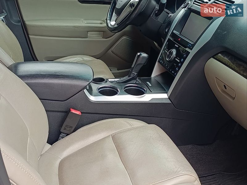 Внедорожник / Кроссовер Ford Explorer 2012 в Белой Церкви