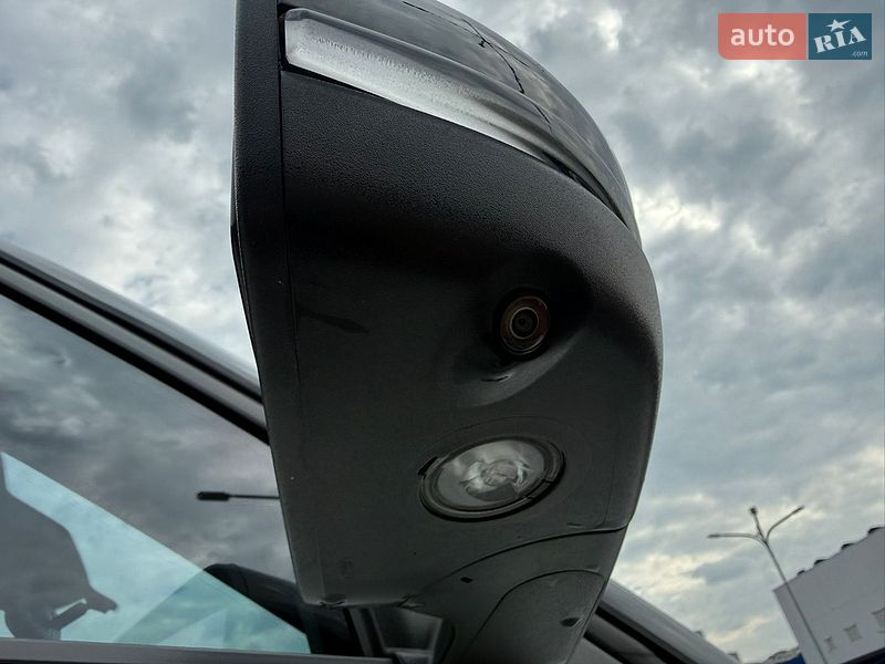 Позашляховик / Кросовер Ford Explorer 2019 в Дніпрі