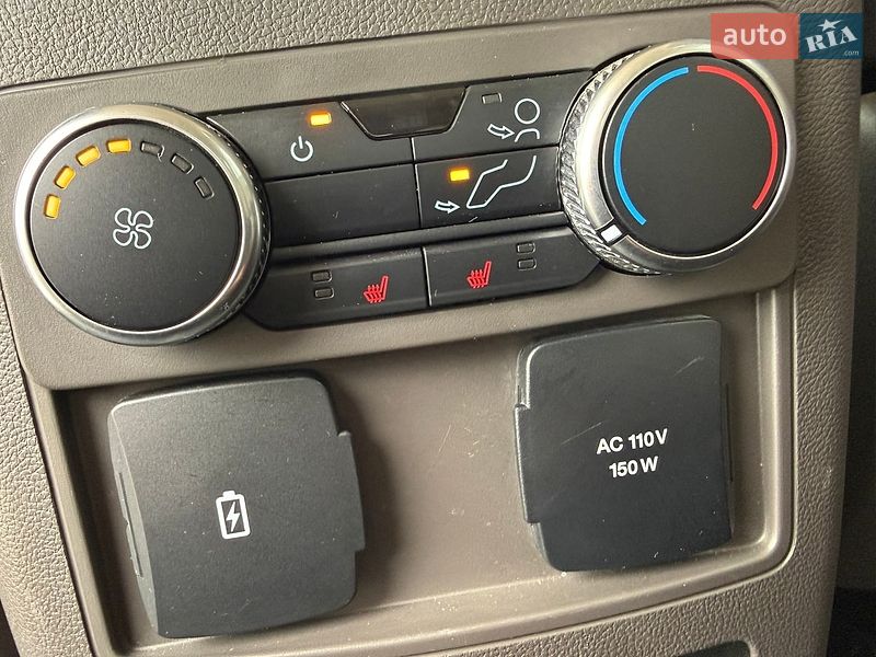 Позашляховик / Кросовер Ford Explorer 2019 в Дніпрі