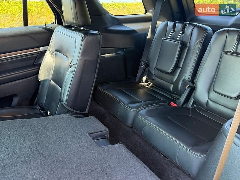 Позашляховик / Кросовер Ford Explorer 2015 в Києві