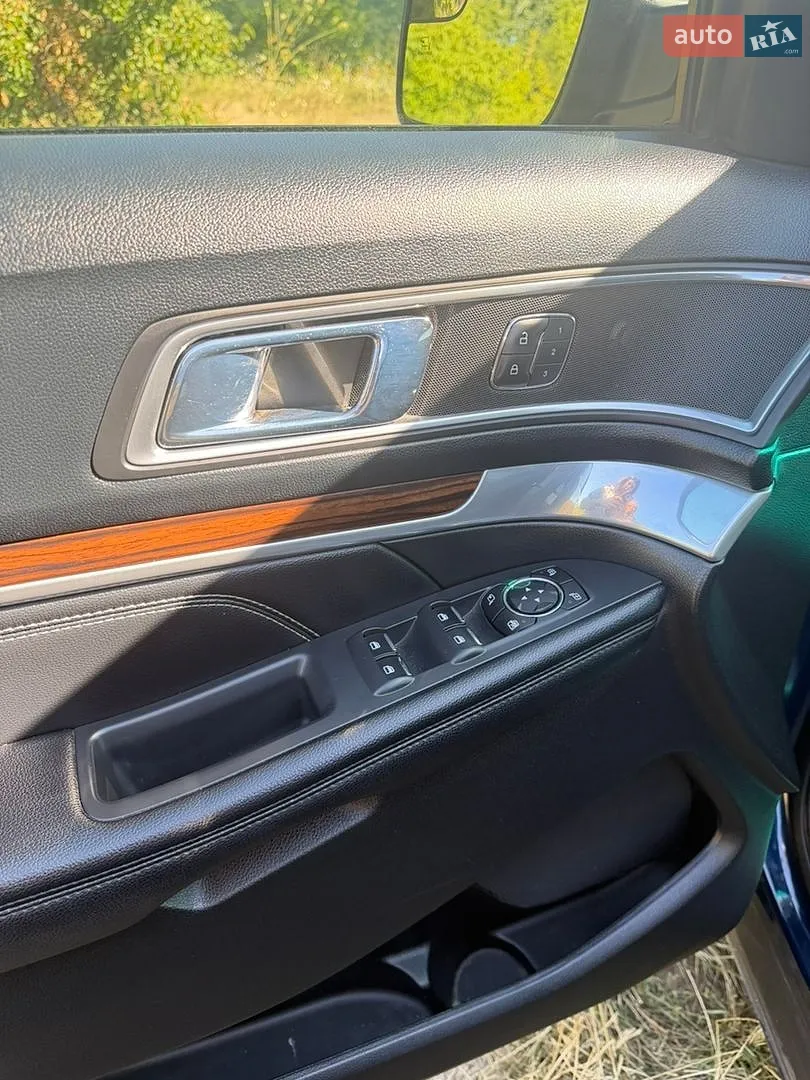 2015 Ford Explorer - мініатюра 12
