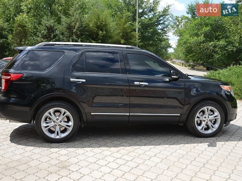 Позашляховик / Кросовер Ford Explorer 2013 в Павлограді