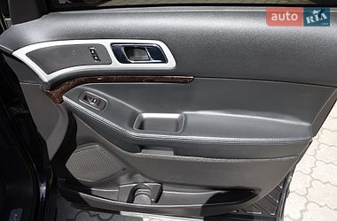 Позашляховик / Кросовер Ford Explorer 2013 в Павлограді