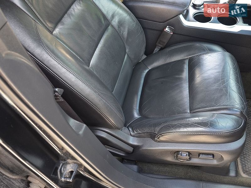 Позашляховик / Кросовер Ford Explorer 2013 в Павлограді