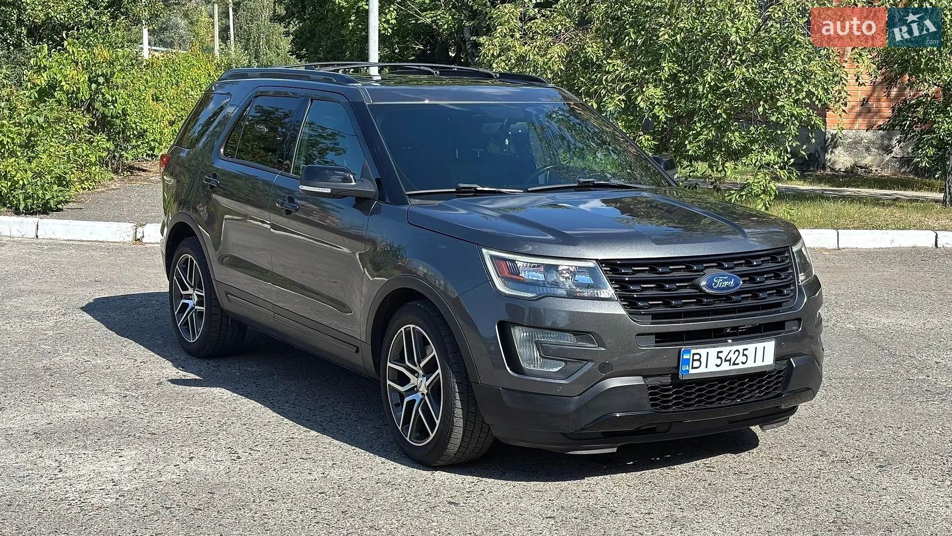 2017 Ford Explorer - фото 1