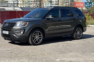 Позашляховик / Кросовер Ford Explorer 2017 в Полтаві фото 3 Позашляховик / Кросовер Ford Explorer 2017 в Полтаві