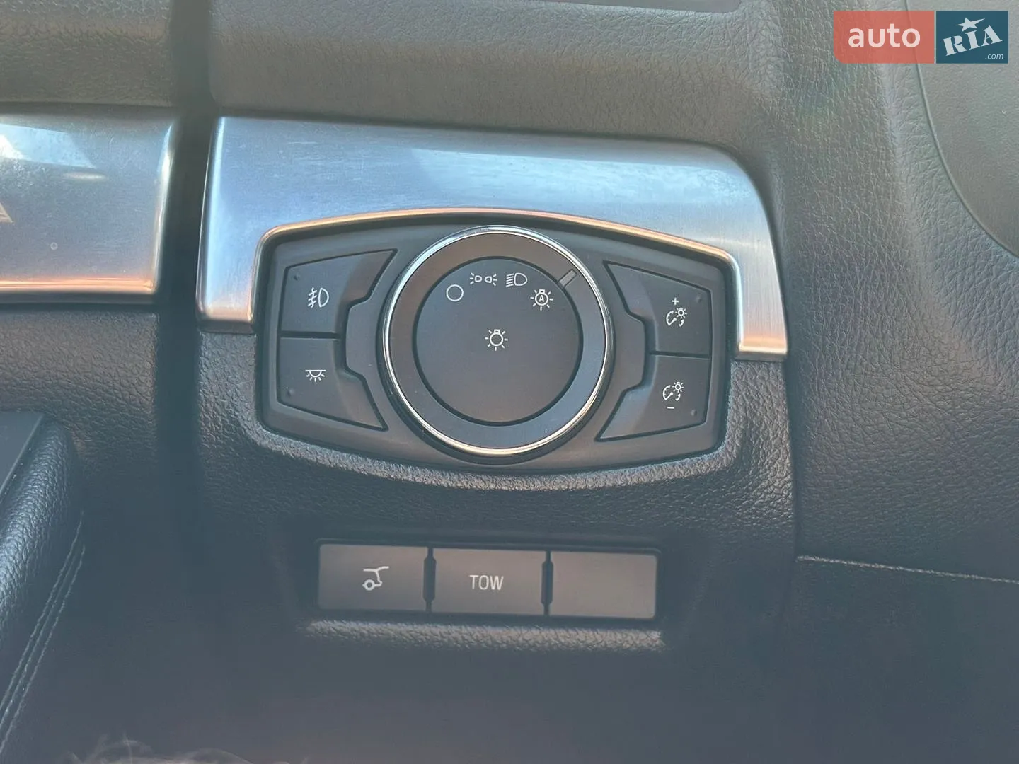 2017 Ford Explorer - мініатюра 12