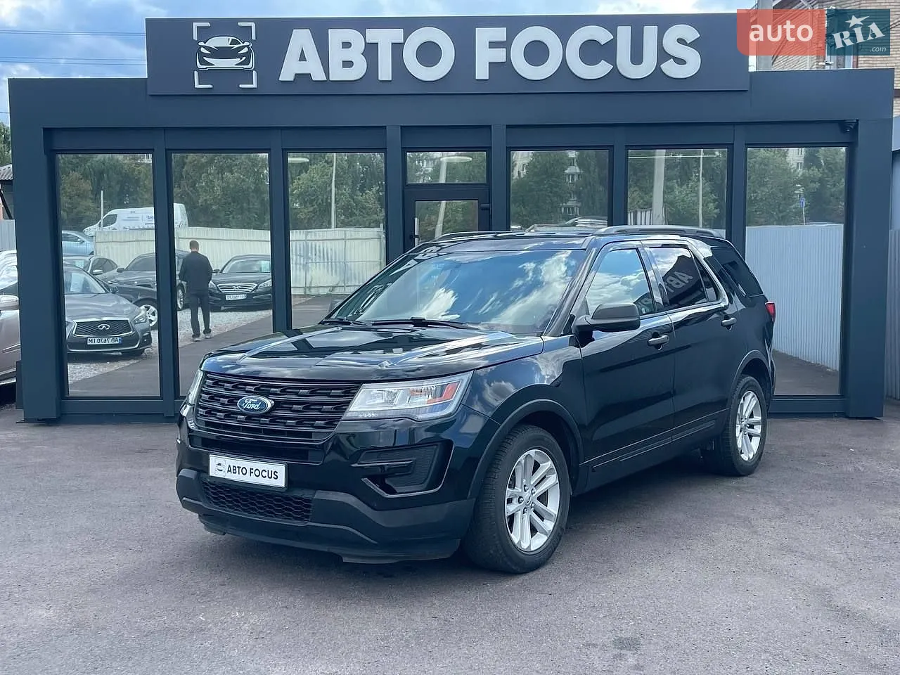 2015 Ford Explorer - мініатюра 4
