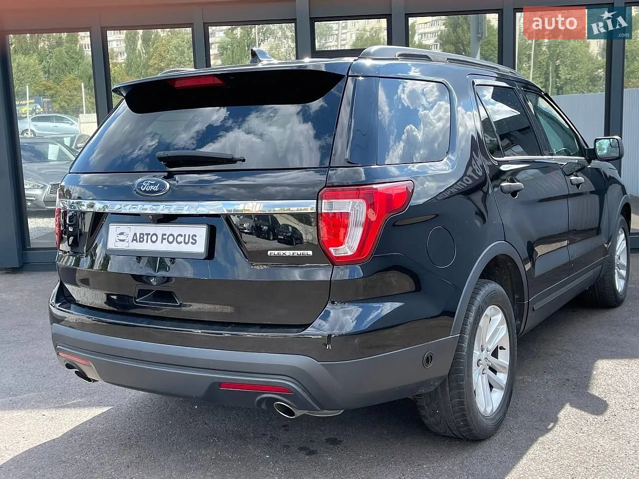 2015 Ford Explorer - мініатюра 6